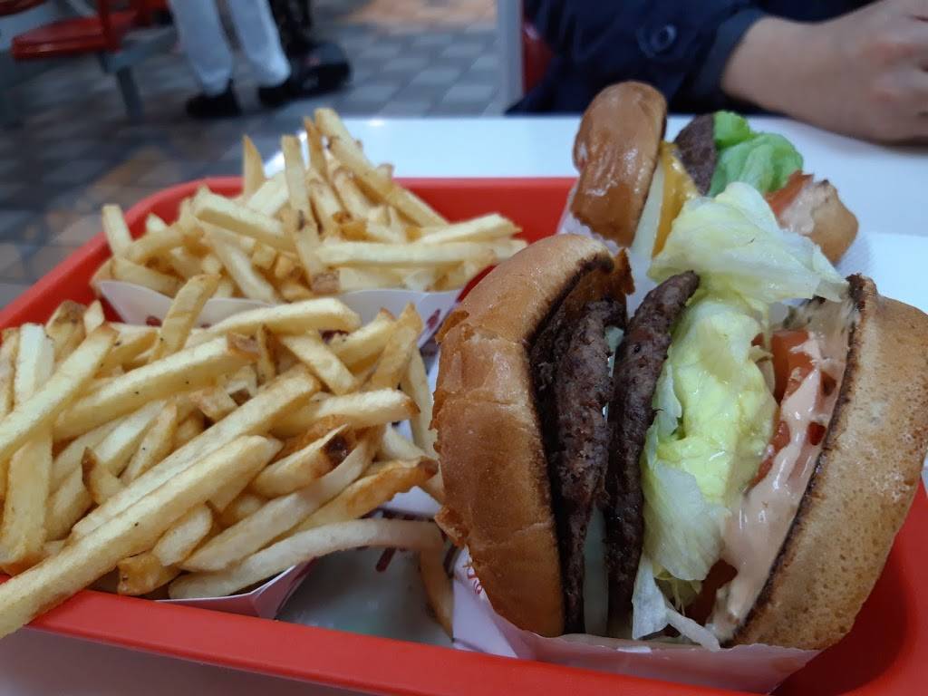 In-N-Out Burger | restaurant | 3411 W Century Blvd, Inglewood, CA 90301, USA | 8007861000 OR +1 800-786-1000
