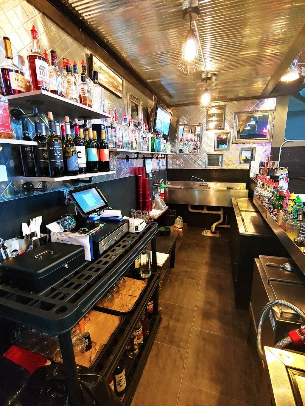 Charred 51 Artisan Bar & Bistro | restaurant | 51 N Prairie St, Galesburg, IL 61401, USA | 3092974188 OR +1 309-297-4188