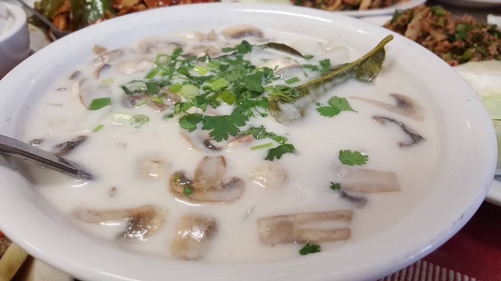 Thai Lao Restaurant | restaurant | 1229 N 8th St, Sheboygan, WI 53081, USA | 9204522233 OR +1 920-452-2233