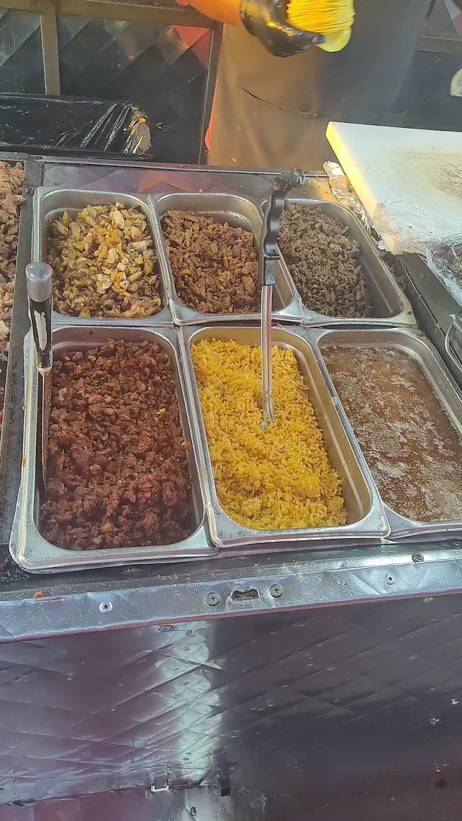 Tacos Indiana | restaurant | 17 E Arrow Hwy, Azusa, CA 91702, USA | 3237386700 OR +1 323-738-6700