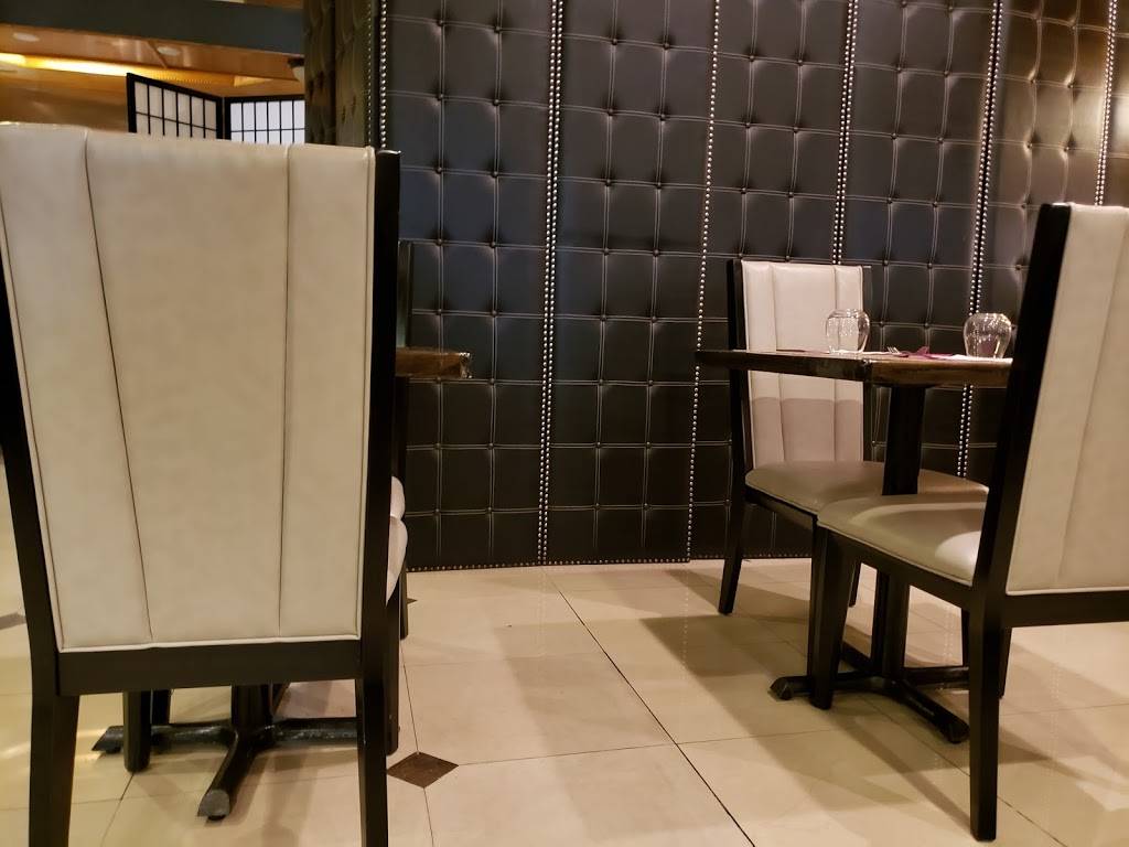 Gandhis | restaurant | 4075 FL-7 F2, Lake Worth, FL 33449, USA | 5613289441 OR +1 561-328-9441