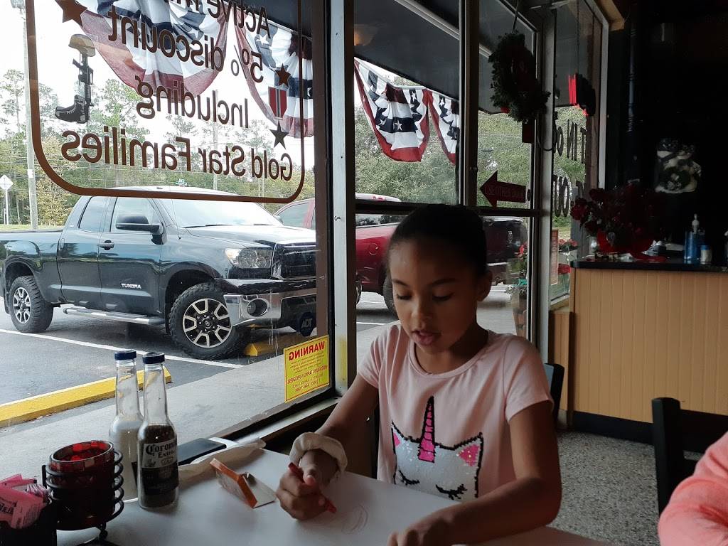 Clyde’s Original Chop House | restaurant | 2364 Keystone Rd, Tarpon Springs, FL 34688, USA | 7279406680 OR +1 727-940-6680