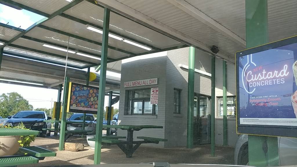 Sonic Drive-In | restaurant | 210 Pioneer Rd, Mesquite, TX 75149, USA | 9723293539 OR +1 972-329-3539