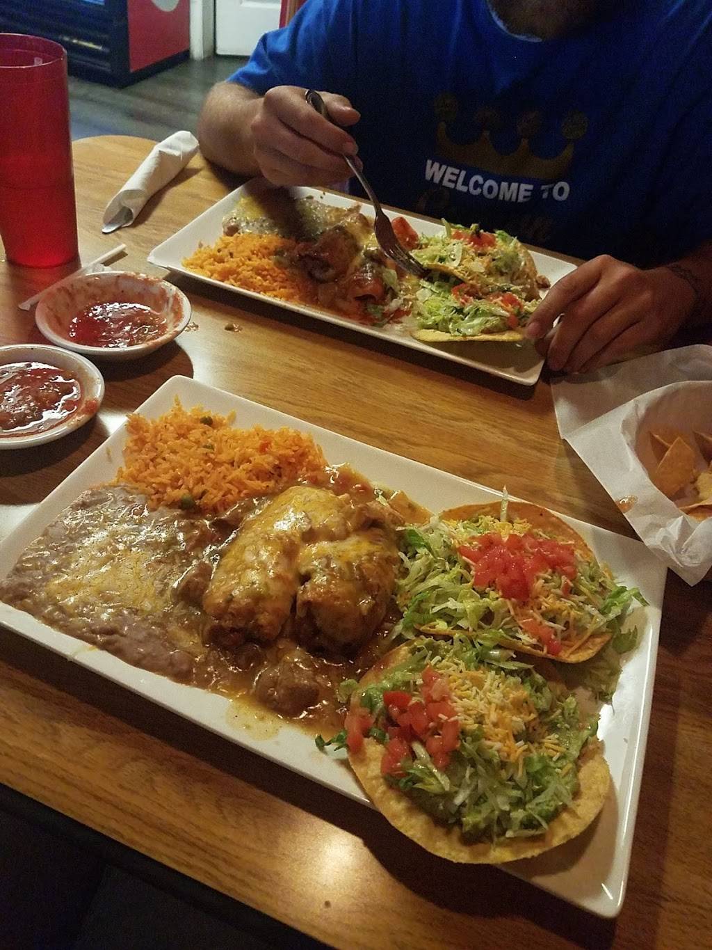 7 Leguas Mexican Grille | restaurant | 4550 E Colfax Ave, Denver, CO 80220, USA | 3033224431 OR +1 303-322-4431