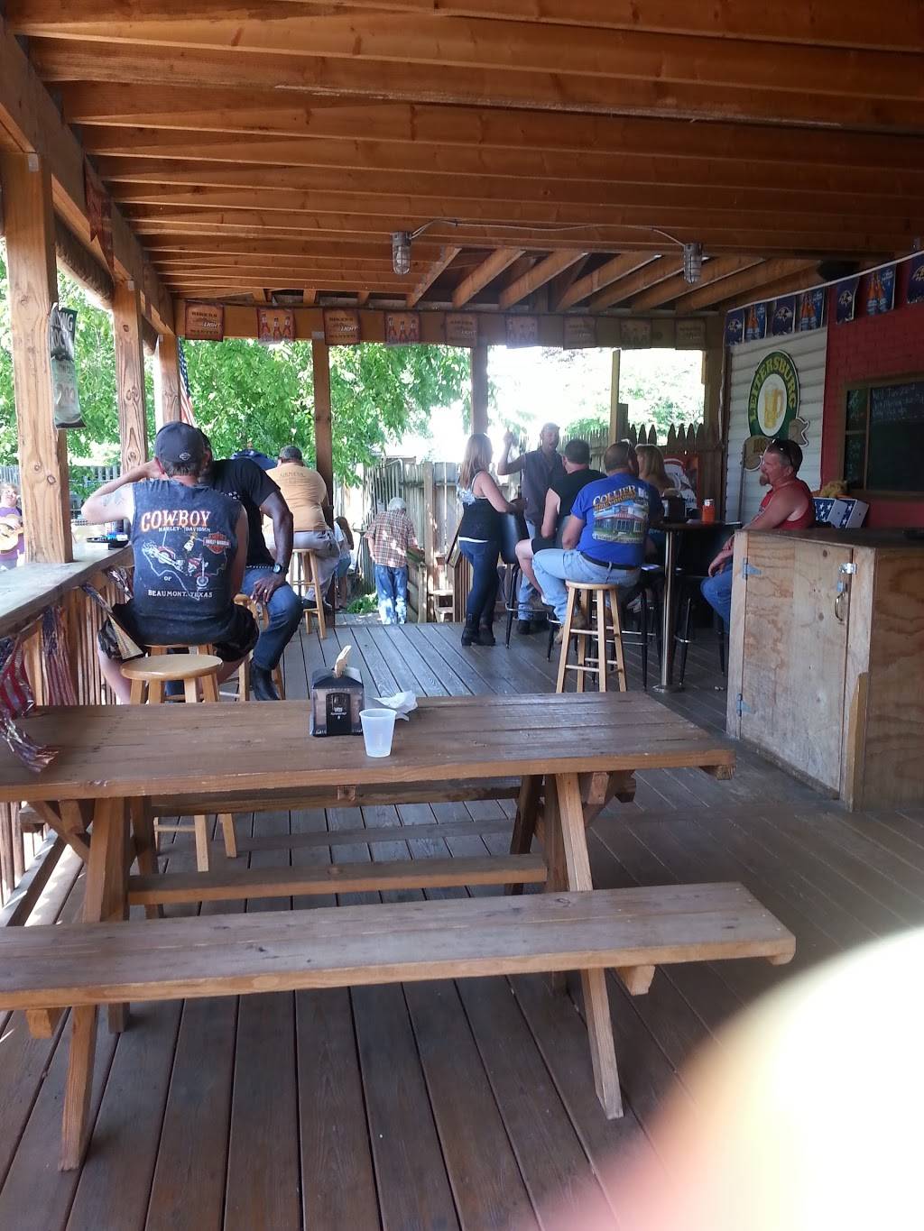 Leitersburg Tavern | restaurant | 21400 Leiter St, Hagerstown, MD 21742, USA | 2403474821 OR +1 240-347-4821