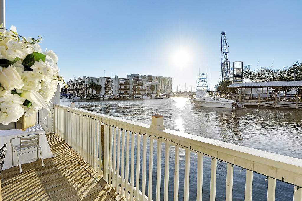 La Maison Du Lac | restaurant | 7412 Lakeshore Dr, New Orleans, LA 70124, USA | 5043090700 OR +1 504-309-0700