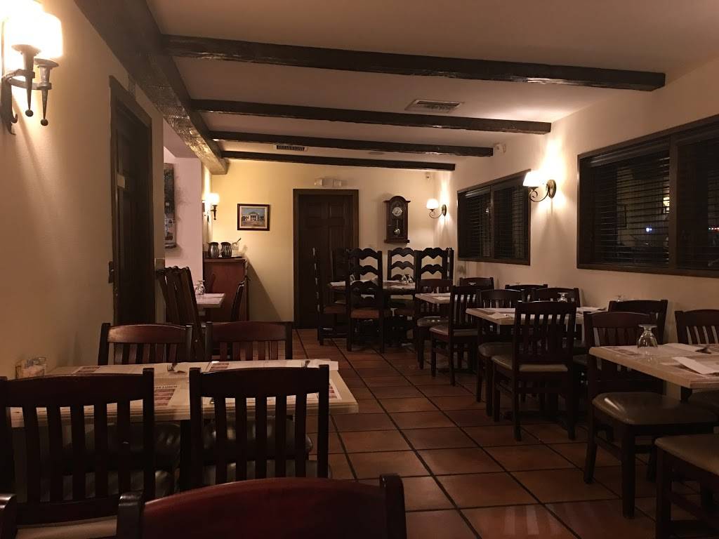 Habana Vieja Restaurant | restaurant | 2475 SW 37th Ave, Miami, FL 33145, USA | 3054486660 OR +1 305-448-6660