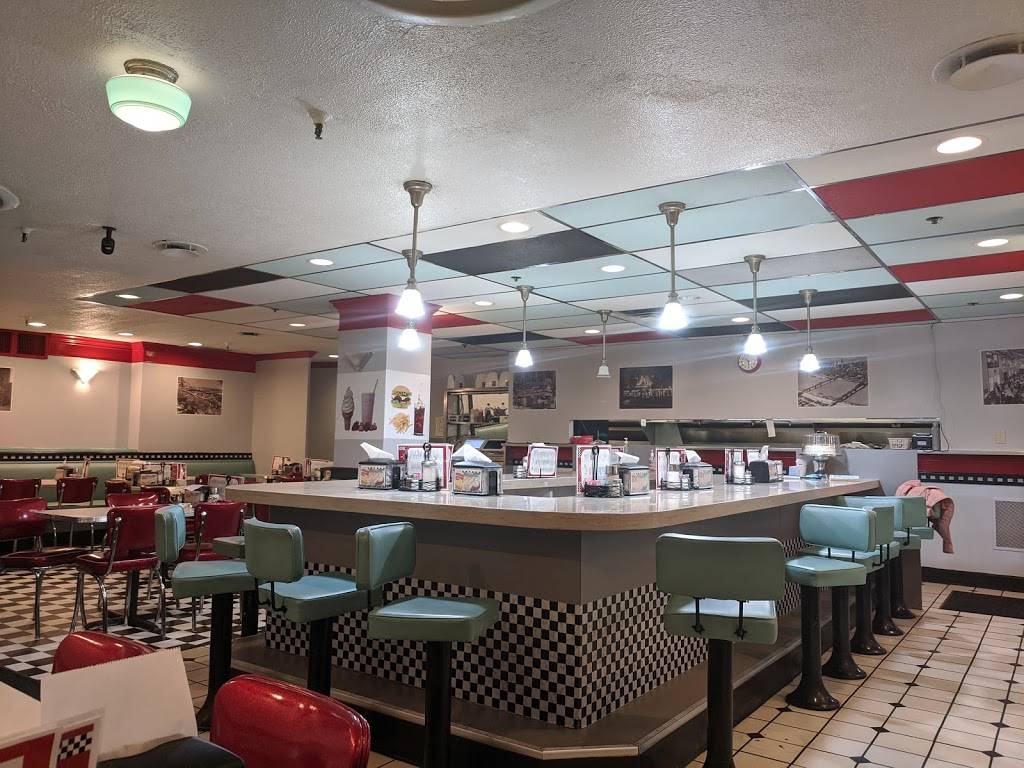 Hathaways Diner | restaurant | 441 Vine St, Cincinnati, OH 45202, USA | 5136211332 OR +1 513-621-1332