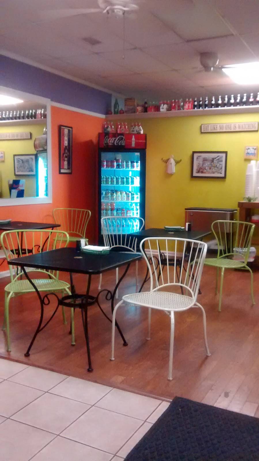 SUBperior Sandwiches and Salads | restaurant | 308 Old Dixie Hwy, Vero Beach, FL 32962, USA | 7727748809 OR +1 772-774-8809