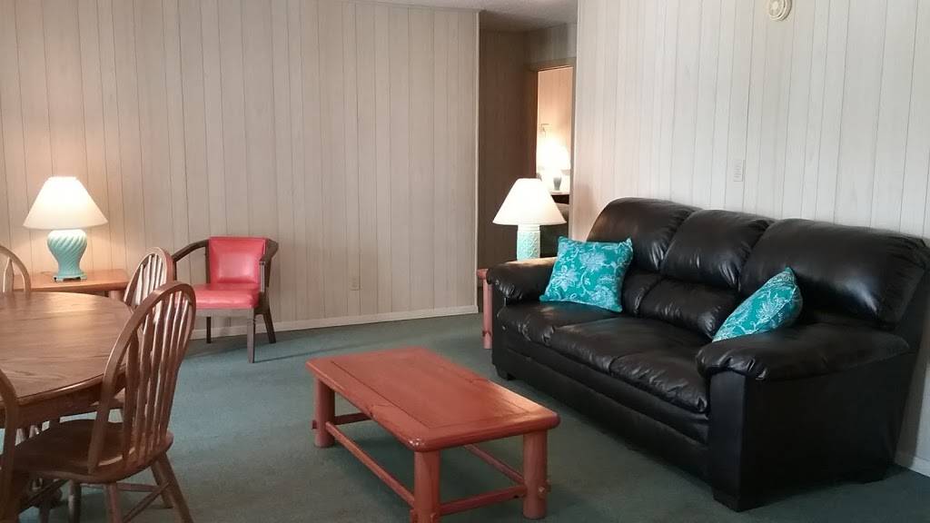 Lynnhurst Family Resort | restaurant | 270 Lynnhurst Dr, Murray, KY 42071, USA | 2704362345 OR +1 270-436-2345