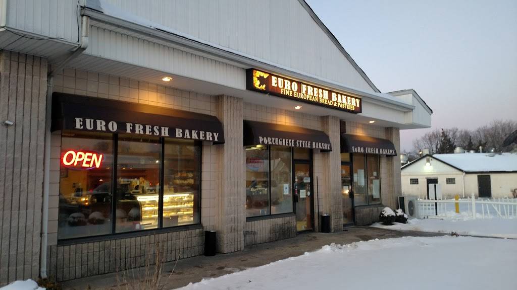 Euro Fresh Bakery | restaurant | 882 Horseblock Road, Farmingville, NY 11738, USA | 6317363600 OR +1 631-736-3600