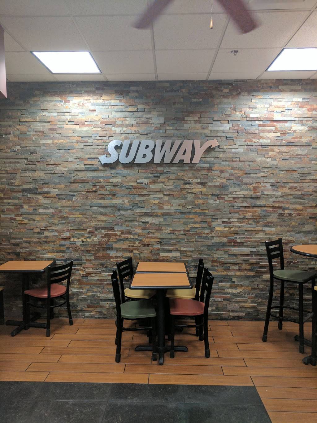 Subway | restaurant | 819 Williams Street, Unit #M, Williams Place, Longmeadow, MA 01106, USA | 4135674400 OR +1 413-567-4400
