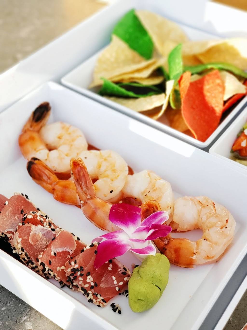 Perspective Rooftop Pool Bar | restaurant | 1255 North Palm Avenue 1st Floor, in Art Ovation Hotel, Sarasota, FL 34236, USA | 9413160808 OR +1 941-316-0808