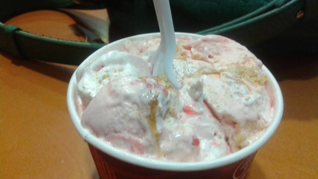 Cold Stone Creamery | bakery | 840 Nautica Dr #123, Jacksonville, FL 32218, USA | 9047570637 OR +1 904-757-0637