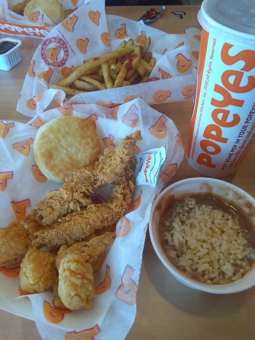 Popeyes Louisiana Kitchen | restaurant | 2382 E Morthland Dr, Valparaiso, IN 46383, USA | 2194771855 OR +1 219-477-1855