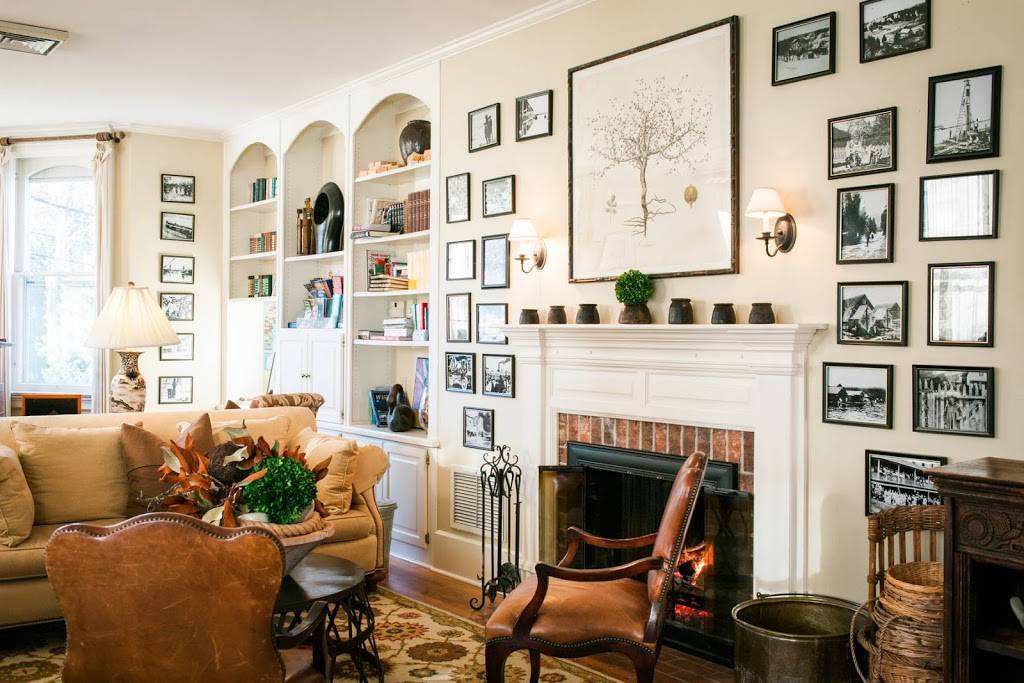 Whistling Swan Inn & Restaurant | restaurant | 4192 Main St, Fish Creek, WI 54212, USA | 9208683442 OR +1 920-868-3442