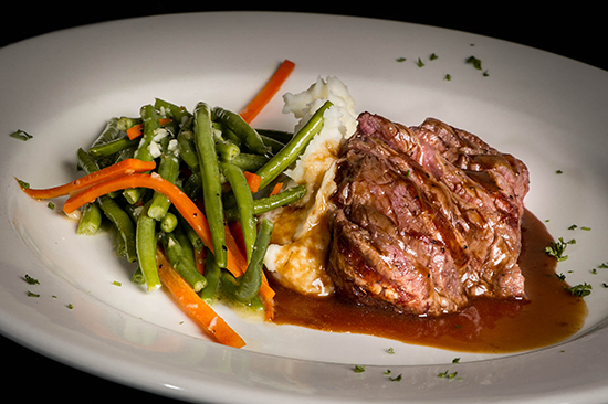 Signatures | restaurant | 29 Leavenworth St, Waterbury, CT 06702, USA | 2035751190 OR +1 203-575-1190