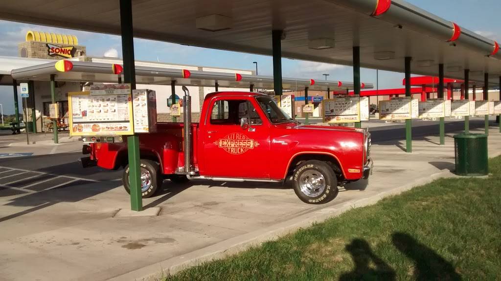 Sonic Drive-In | restaurant | 861 Norland Ave, Chambersburg, PA 17201, USA | 7174968455 OR +1 717-496-8455