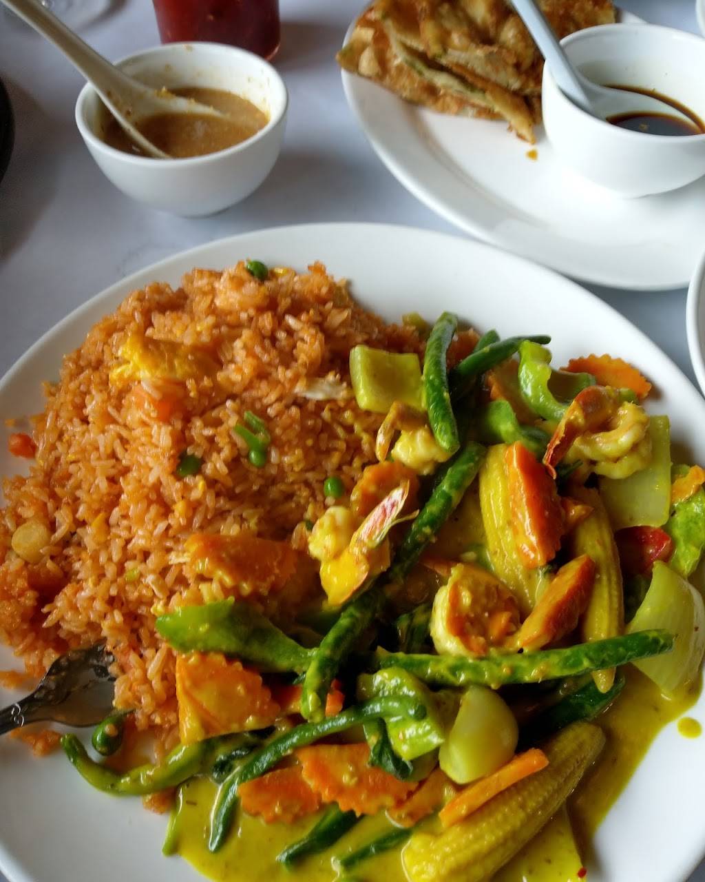 Gourmet House Restaurant | restaurant | 787 Hope St, Providence, RI 02906, USA | 4018313400 OR +1 401-831-3400