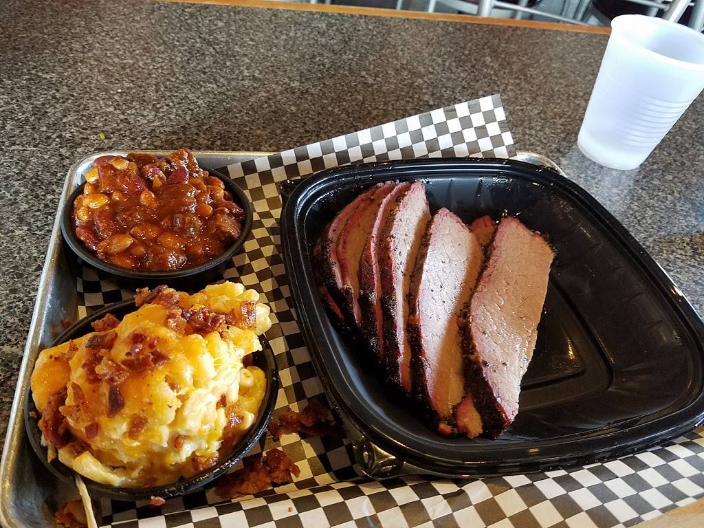 Sharkos BBQ | restaurant | 4931 IL-59, Naperville, IL 60564, USA | 6307177227 OR +1 630-717-7227