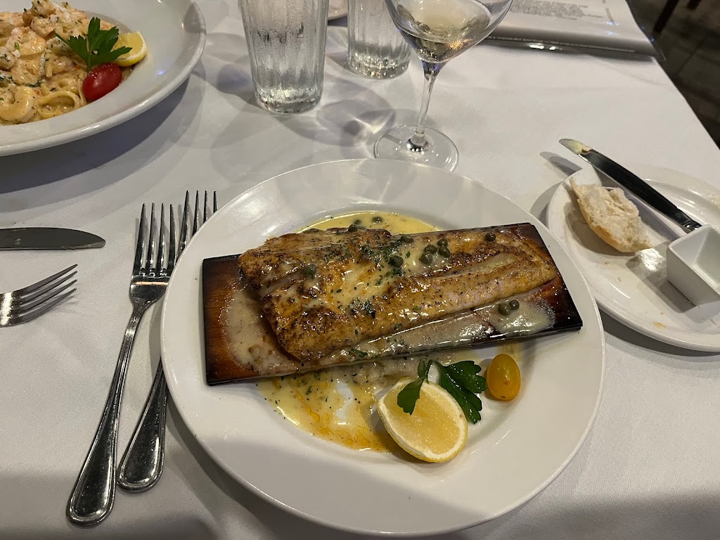 Mansurs on the Boulevard | restaurant | 5720 Corporate Blvd STE A, Baton Rouge, LA 70808, USA | 2259233366 OR +1 225-923-3366