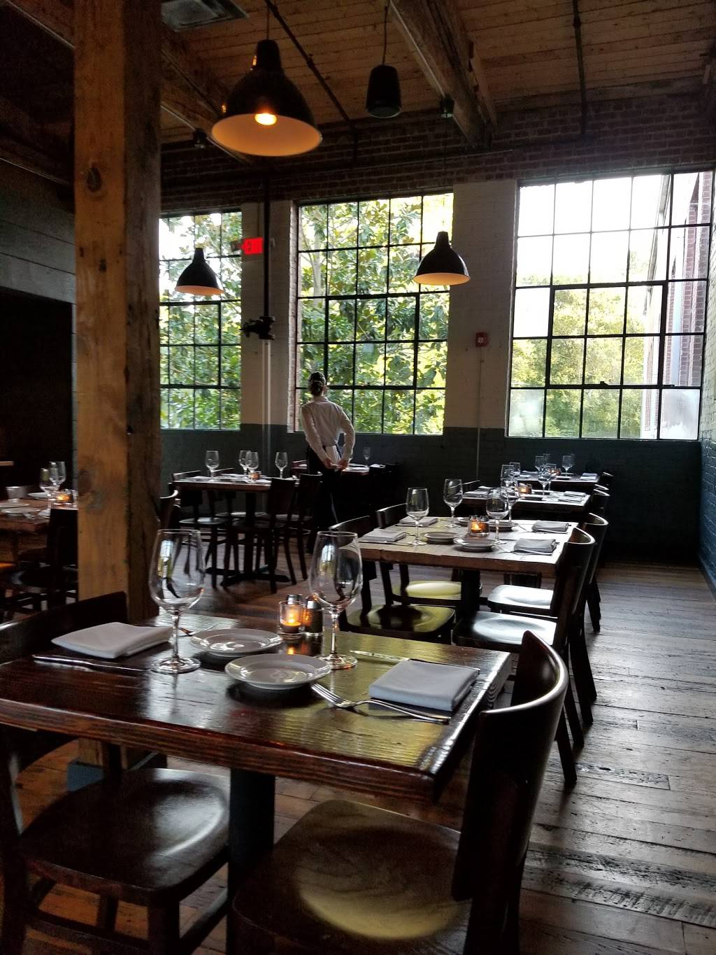 Oakleaf | restaurant | 310 E Main St, Carrboro, NC 27510, USA | 9842340054 OR +1 984-234-0054