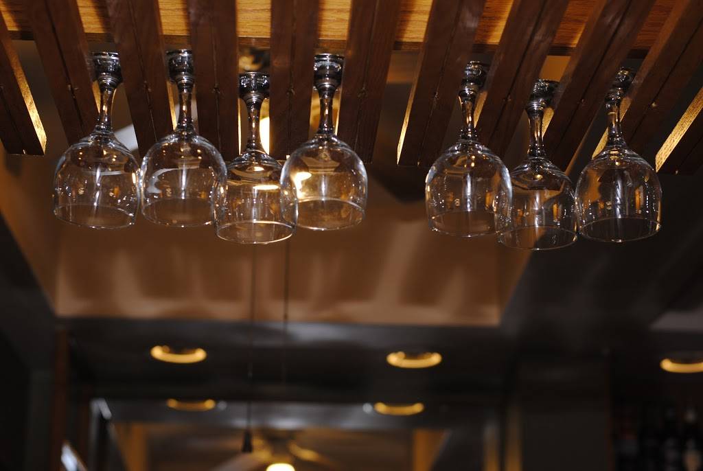 The Tavern at Hotel Millersburg | restaurant | 35 W Jackson St, Millersburg, OH 44654, USA | 3306741457 OR +1 330-674-1457