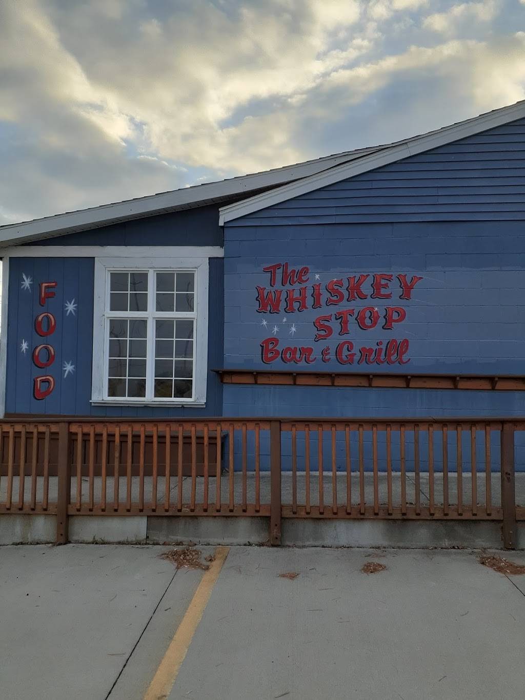 Whiskey Stop Bar & Grill | restaurant | 6509 Columbus Rd NE, Louisville, OH 44641, USA | 3308754781 OR +1 330-875-4781