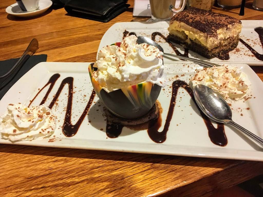 Capones Coal Fired Pizza | restaurant | 2225 First St, Fort Myers, FL 33901, USA | 2393372625 OR +1 239-337-2625