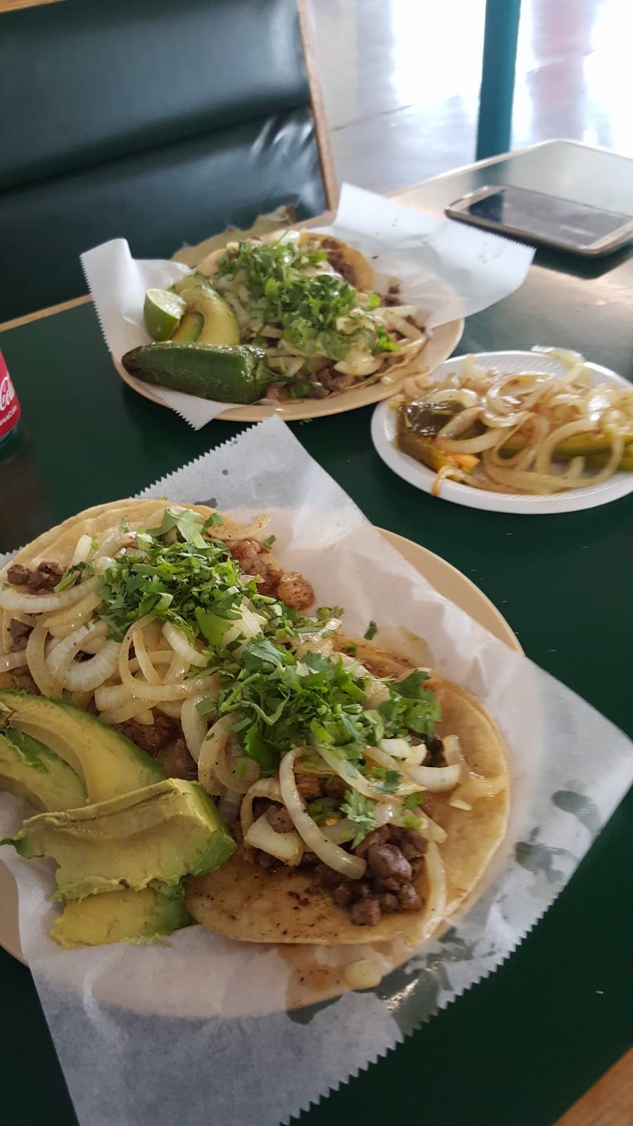 Los Comales | restaurant | 1504 S Agnew Ave, Oklahoma City, OK 73108, USA | 4052724739 OR +1 405-272-4739