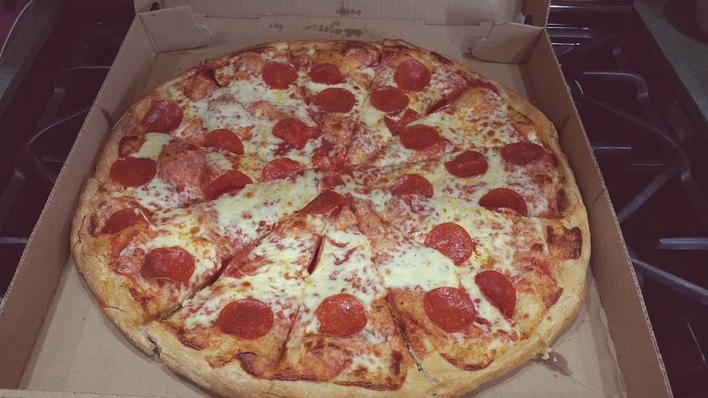 Brendas Pizzeria | restaurant | 9 Main St, Philadelphia, NY 13673, USA | 3156420004 OR +1 315-642-0004