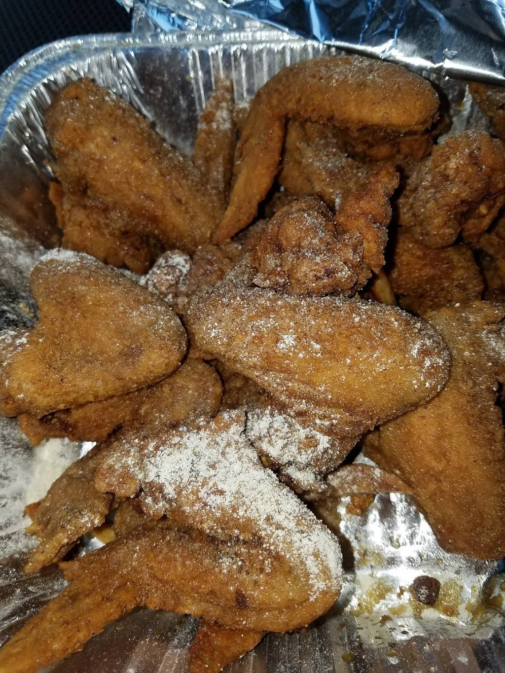 Fisher Fish & Chicken | restaurant | 3685 E Livingston Ave, Columbus, OH 43227, USA | 6143388108 OR +1 614-338-8108