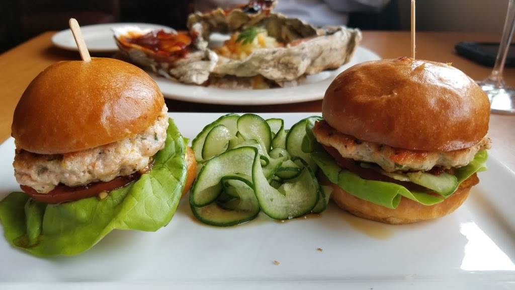 Scotts Seafood on the River | restaurant | 4800 Riverside Blvd, Sacramento, CA 95822, USA | 9163795959 OR +1 916-379-5959