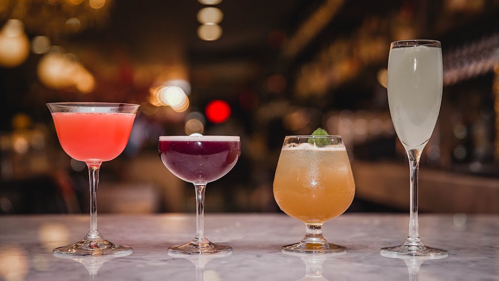 Brasserie Saint Marc | restaurant | 136 2nd Ave, New York, NY 10003, USA | 2125483959 OR +1 212-548-3959