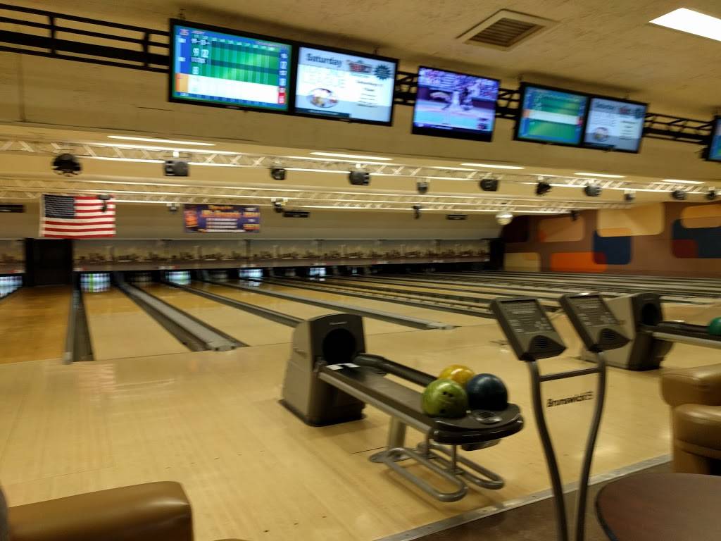 JBs On 41 | restaurant | 4040 S 27th St, Milwaukee, WI 53221, USA | 4142818200 OR +1 414-281-8200