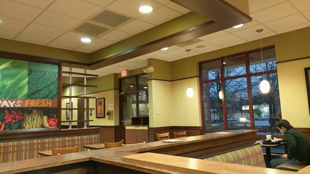 Arbys | restaurant | 5160 Windward Pkwy, Alpharetta, GA 30004, USA | 6787629277 OR +1 678-762-9277