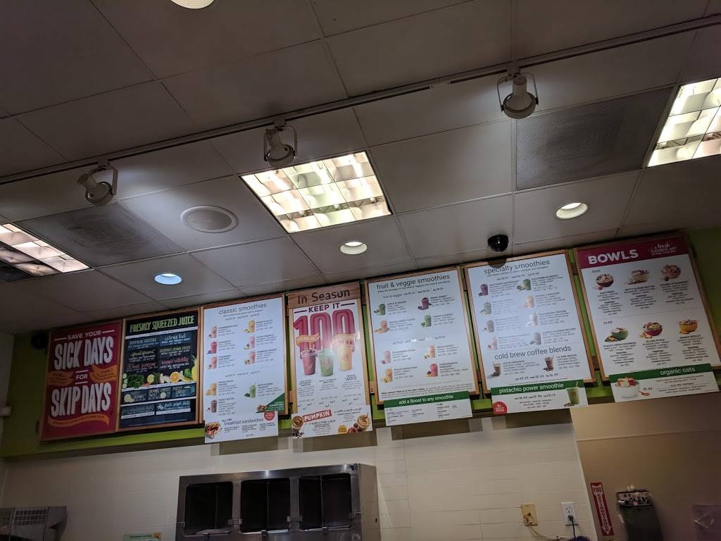 Jamba Juice | restaurant | 11074 CA-2, Los Angeles, CA 90025, USA | 3109141841 OR +1 310-914-1841