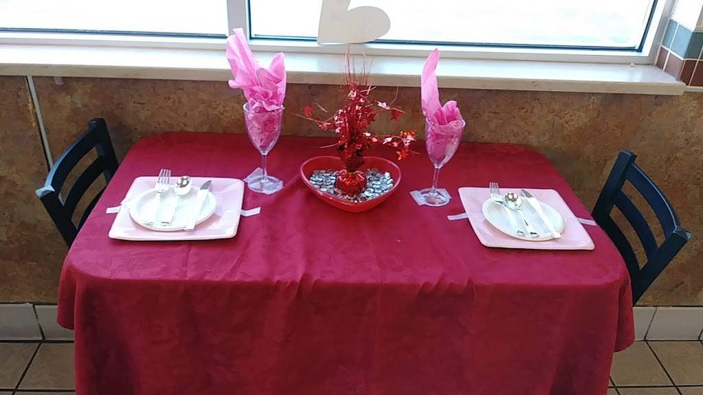 White Castle | restaurant | 12709 S Western Ave, Blue Island, IL 60406, USA | 7083859475 OR +1 708-385-9475