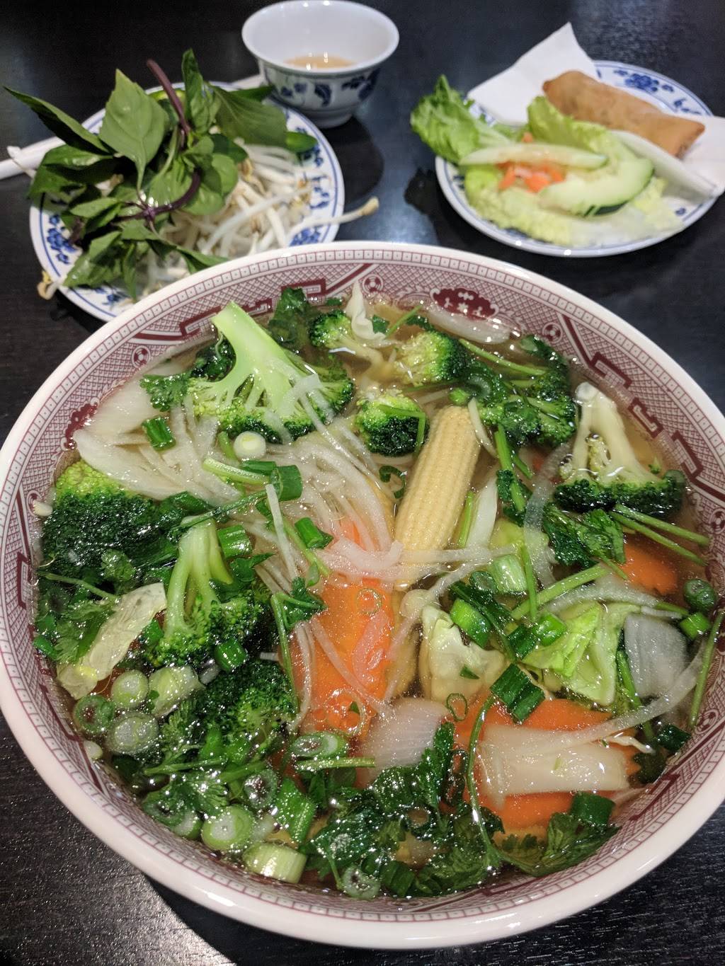 Pho Ha Vietnamese Restaurant | restaurant | 9938 Sierra Ave, Fontana, CA 92335, USA | 9096813193 OR +1 909-681-3193
