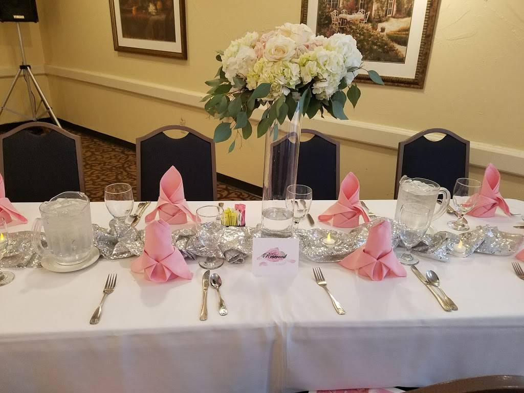 Faculty House | restaurant | 601 NE 14th St, Oklahoma City, OK 73104, USA | 4052358212 OR +1 405-235-8212