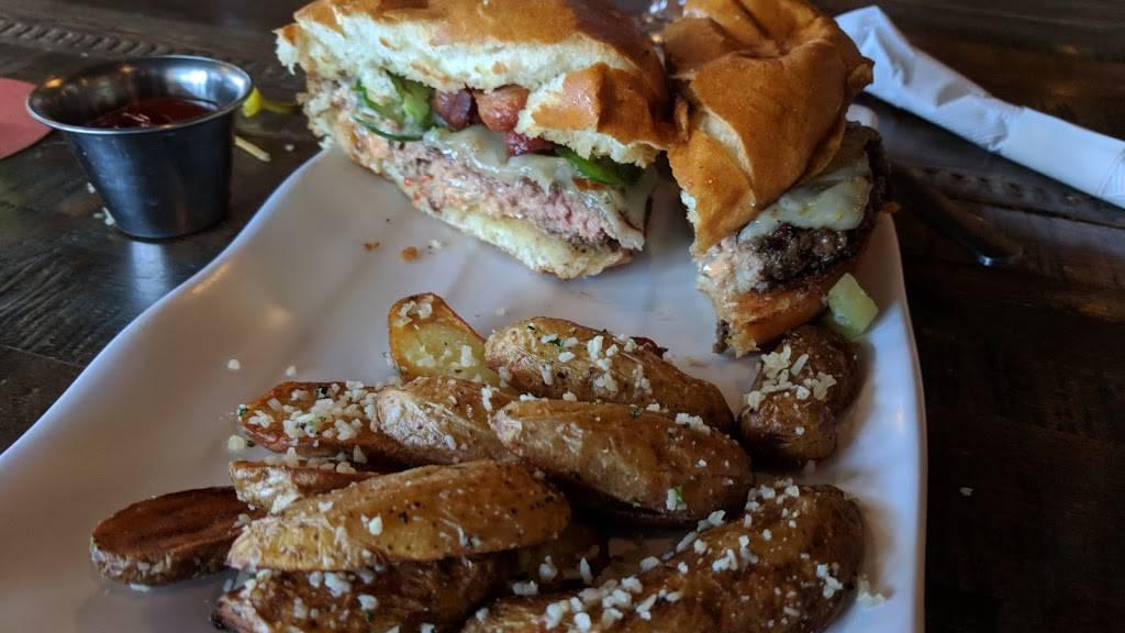 The Public House | restaurant | 445 E Cheyenne Mountain Blvd, Colorado Springs, CO 80906, USA | 7194653079 OR +1 719-465-3079