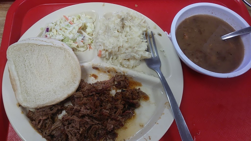 Henks Bar-B-Que | restaurant | 1508 S Grand St, Amarillo, TX 79104, USA | 8063729011 OR +1 806-372-9011