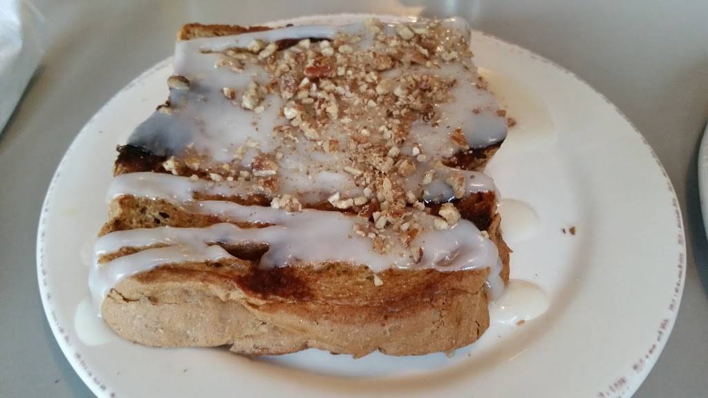 The Omelette Shoppe | bakery | 1209 E Front St #2928, Traverse City, MI 49686, USA | 2319460590 OR +1 231-946-0590