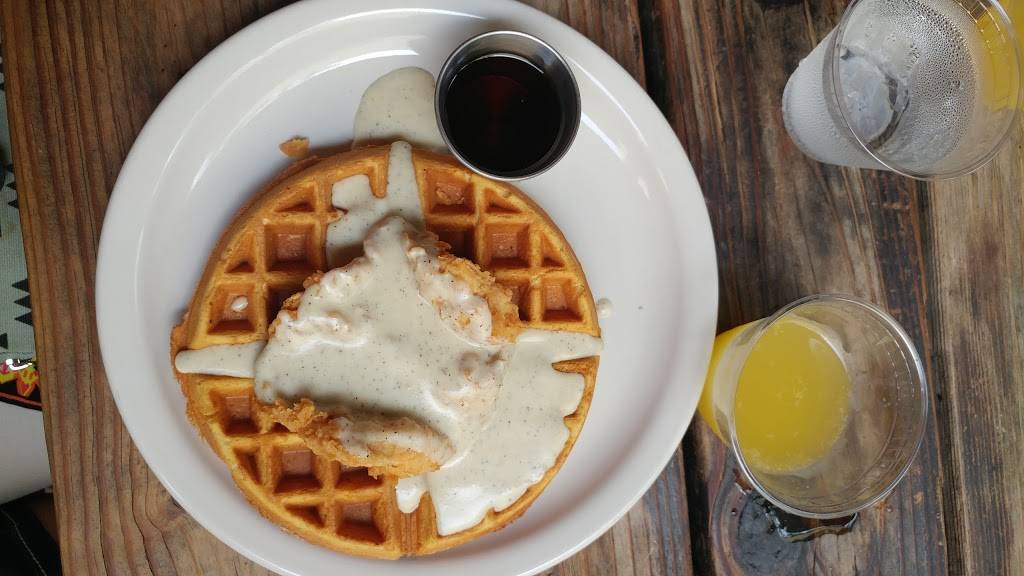 Ten Bells Tavern | restaurant | 232 W 7th St, Dallas, TX 75208, USA | 2149432677 OR +1 214-943-2677