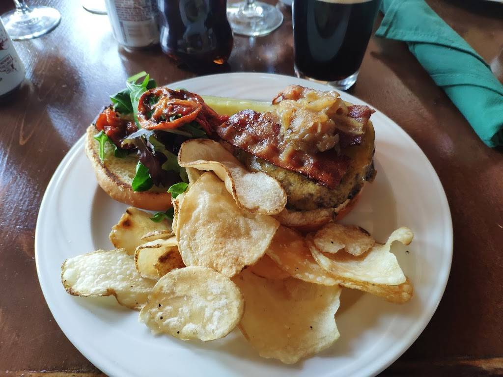 Off the Wall Bar & Grill | restaurant | Kirkwood Meadows Dr, Kirkwood, CA 95646, USA | 2092587365 OR +1 209-258-7365