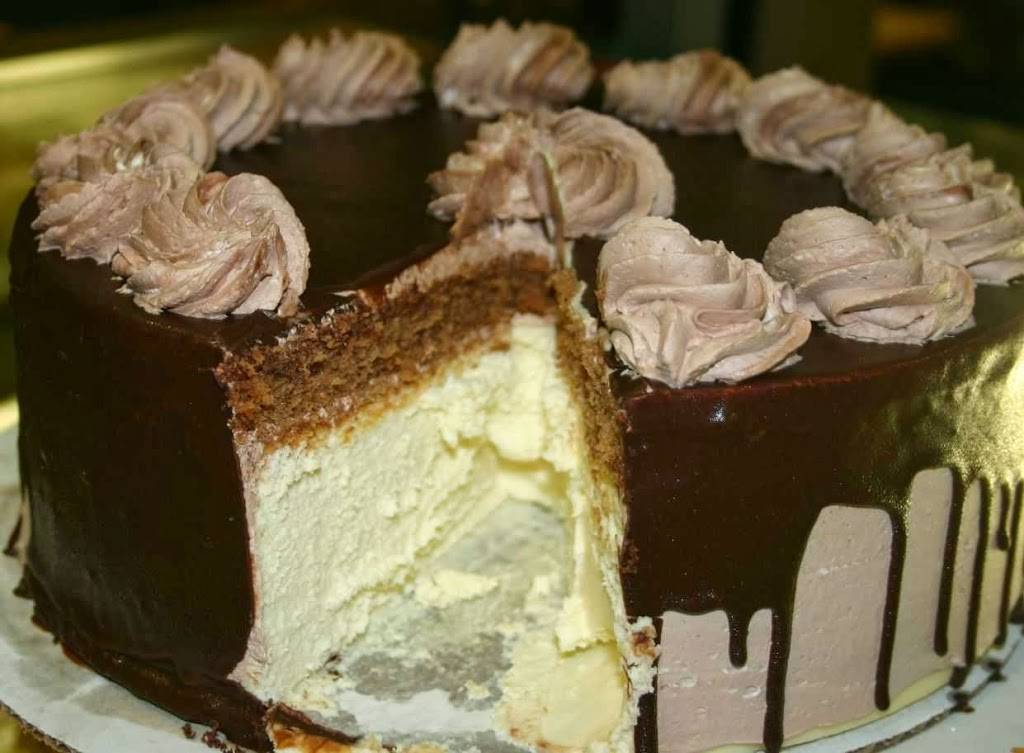 Broadway Lights Diner & Cafe | restaurant | 713 Broadway, Kingston, NY 12401, USA | 8453384280 OR +1 845-338-4280