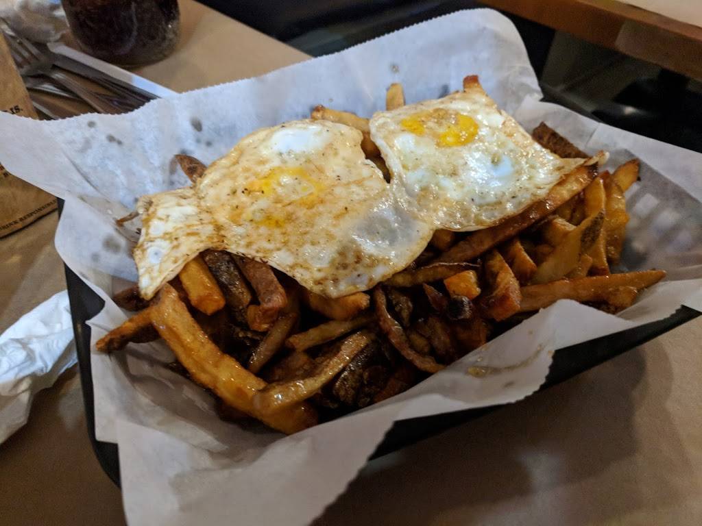 Twin Archer Brewpub | restaurant | 117 W Charles St, Muncie, IN 47305, USA | 7652166982 OR +1 765-216-6982