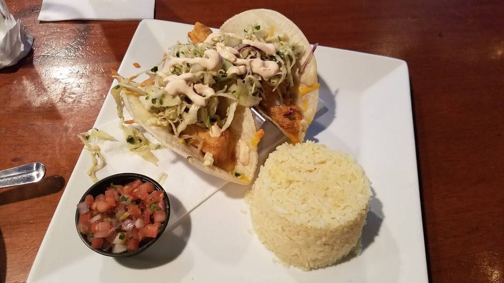 The Lanyard Bar & Grill | restaurant | 429 MA-28, Harwich Port, MA 02646, USA | 5084300404 OR +1 508-430-0404