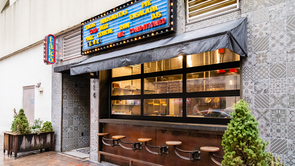 täkō | restaurant | 214 6th St, Pittsburgh, PA 15222, USA | 4124718256 OR +1 412-471-8256