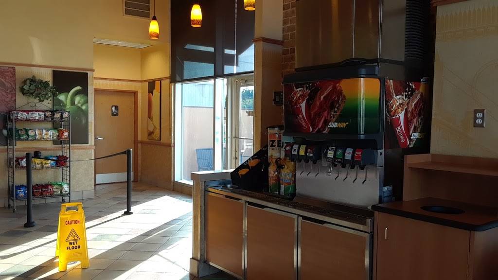 Subway Restaurants | restaurant | 4690 Park Blvd N, Pinellas Park, FL 33781, USA | 7275467721 OR +1 727-546-7721